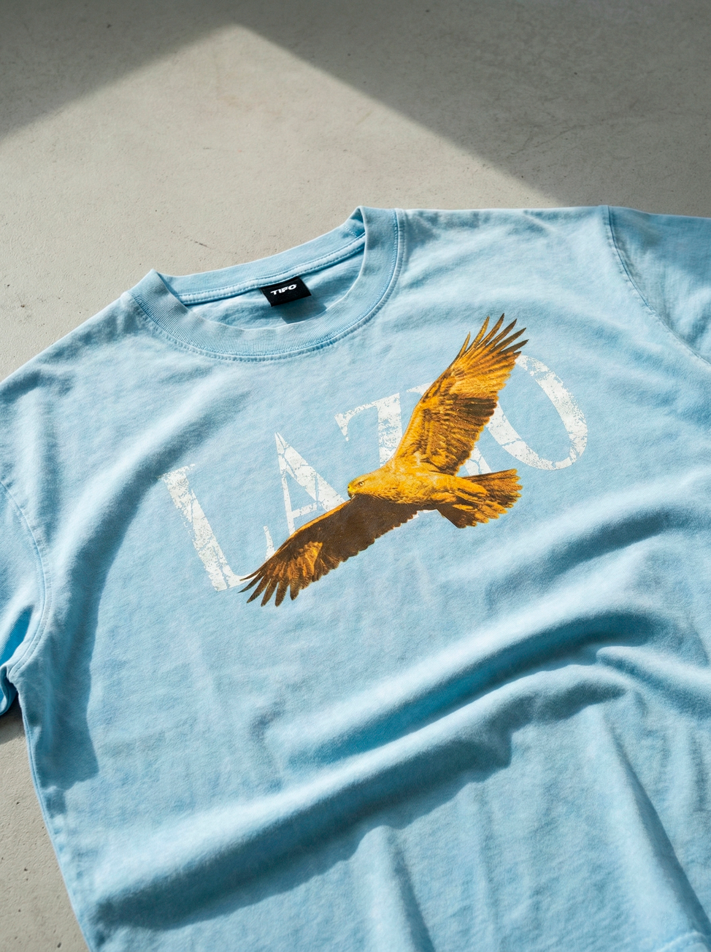 LAZIO - CAMISETA LAVADA CORTE CUADRADO (OVERSIZE)