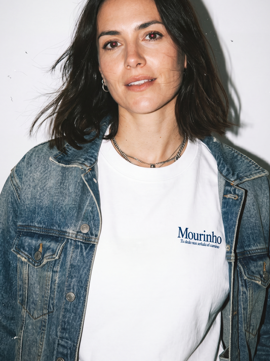 MOU, TU DEDO NOS SEÑALA EL CAMINO - CAMISETA