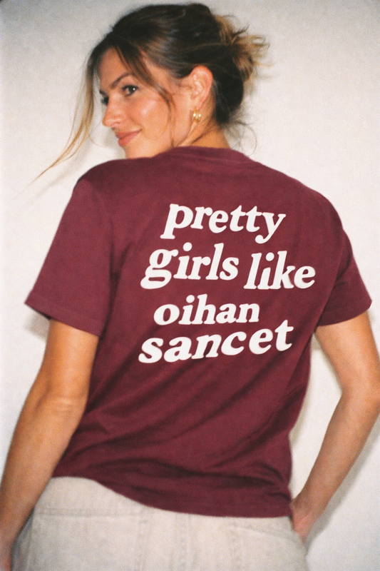 PRETTY GIRLS LIKE OIHAN SANCET - CAMISETA