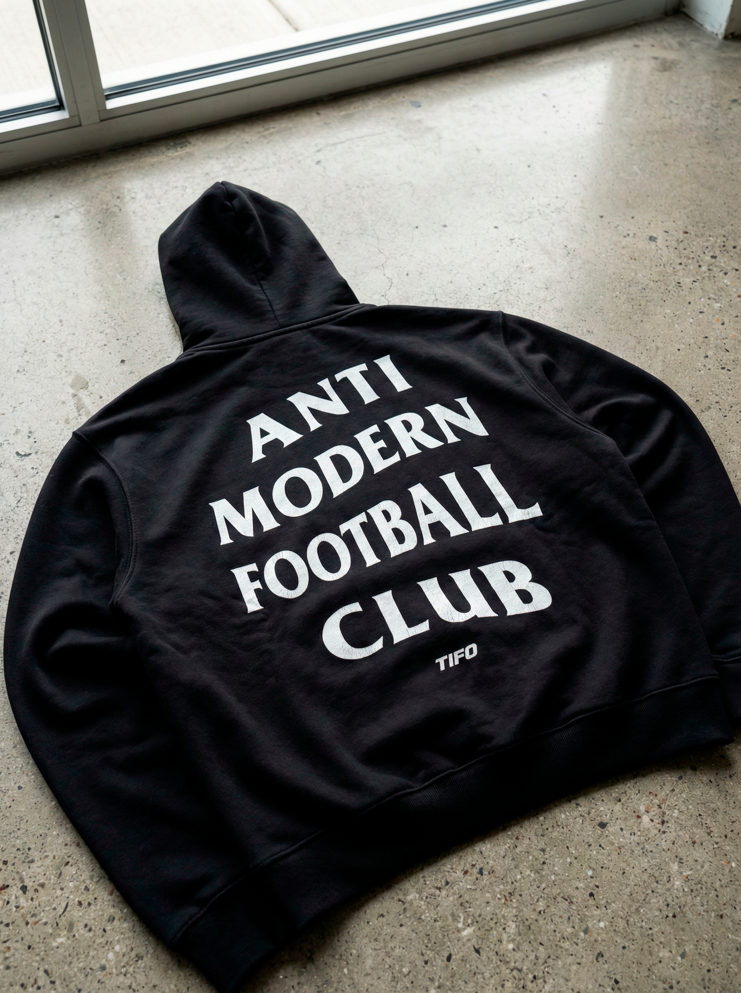 ANTI MODERN FOOTBALL CLUB - SUDADERA CON CAPUCHA (OVERSIZE)