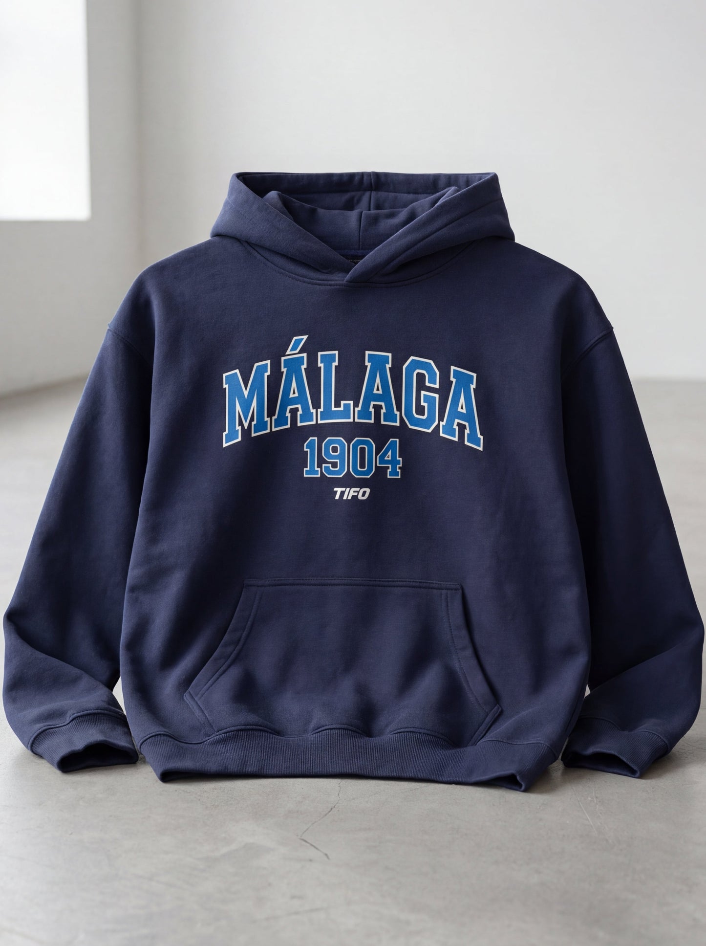 MÁLAGA 1904 - SUDADERA CON CAPUCHA (OVERSIZE)