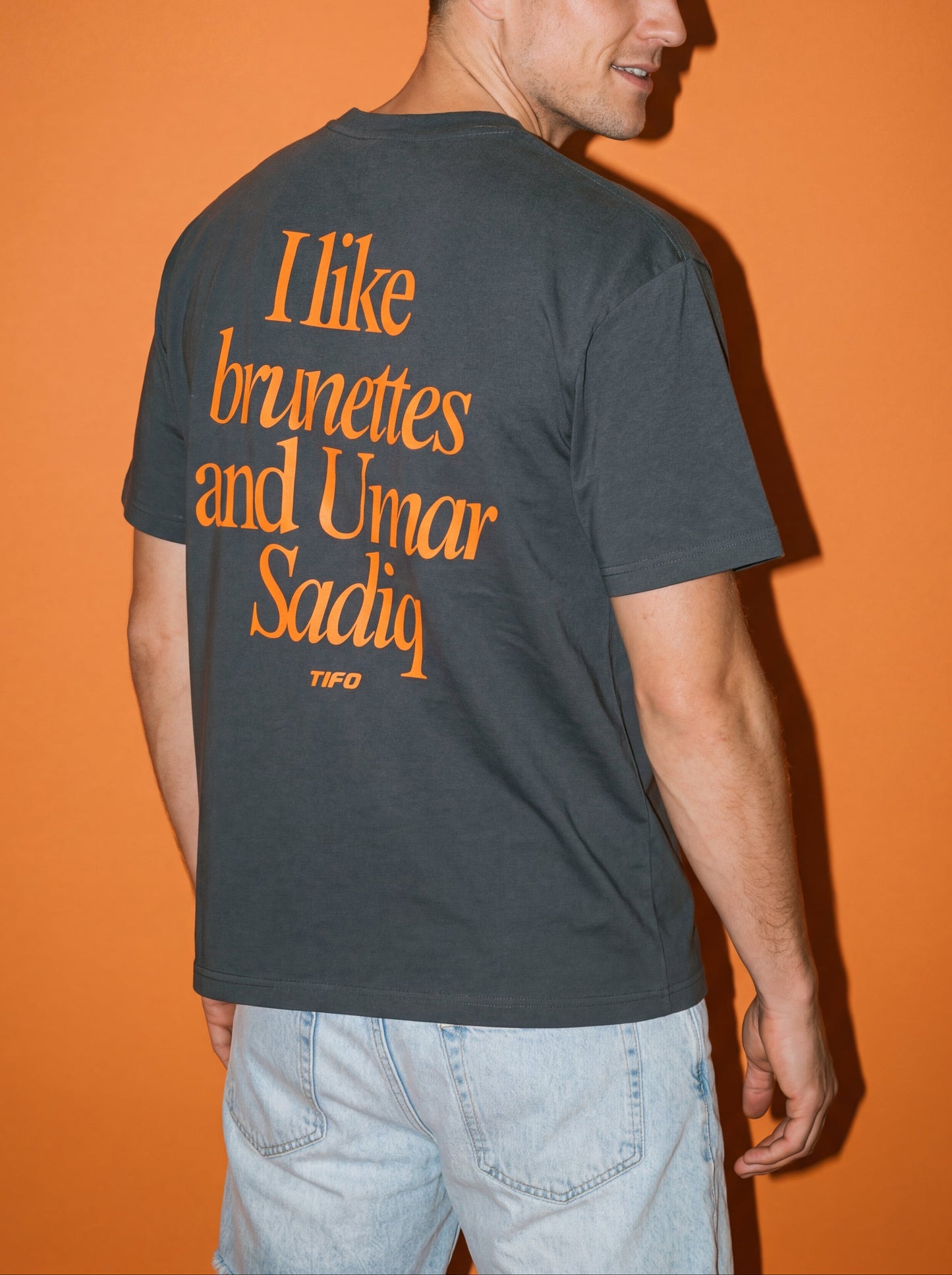 I LIKE BRUNETTES AND UMAR SADIQ - CAMISETA