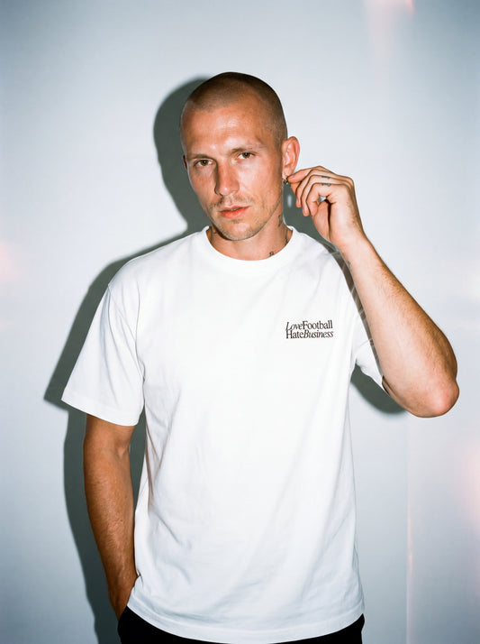 LOVE FOOTBALL HATE BUSINESS - CAMISETA