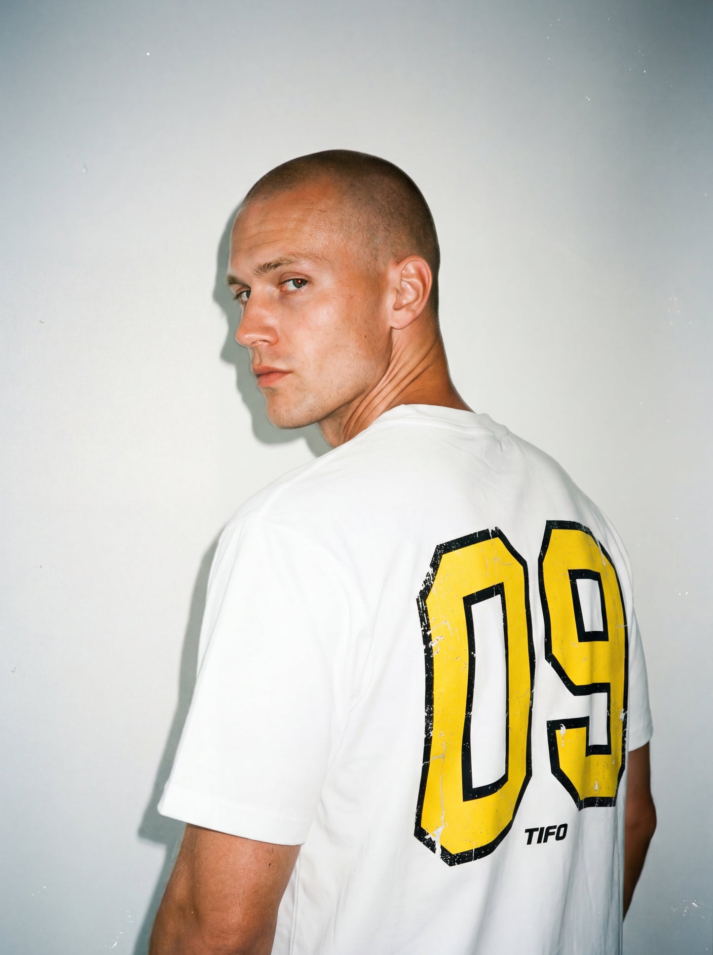 09 - CAMISETA