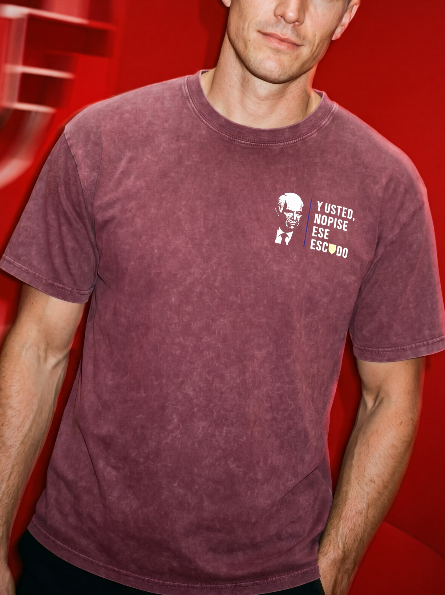 NO PISE ESE ESCUDO - CAMISETA EFECTO LAVADO
