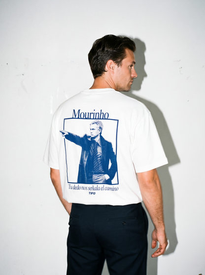 MOU, TU DEDO NOS SEÑALA EL CAMINO - CAMISETA