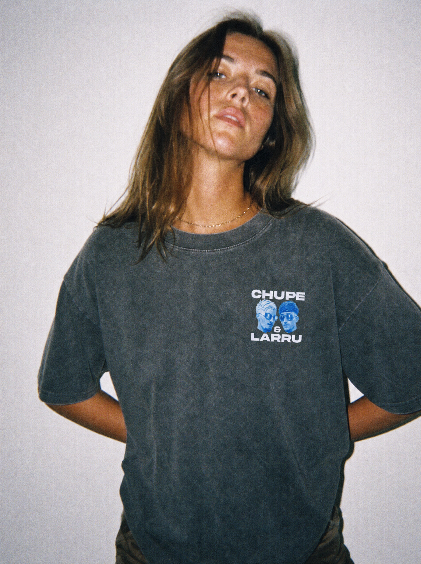 CHUPE & LARRU - CAMISETA EFECTO LAVADO