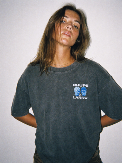 CHUPE & LARRU - CAMISETA EFECTO LAVADO